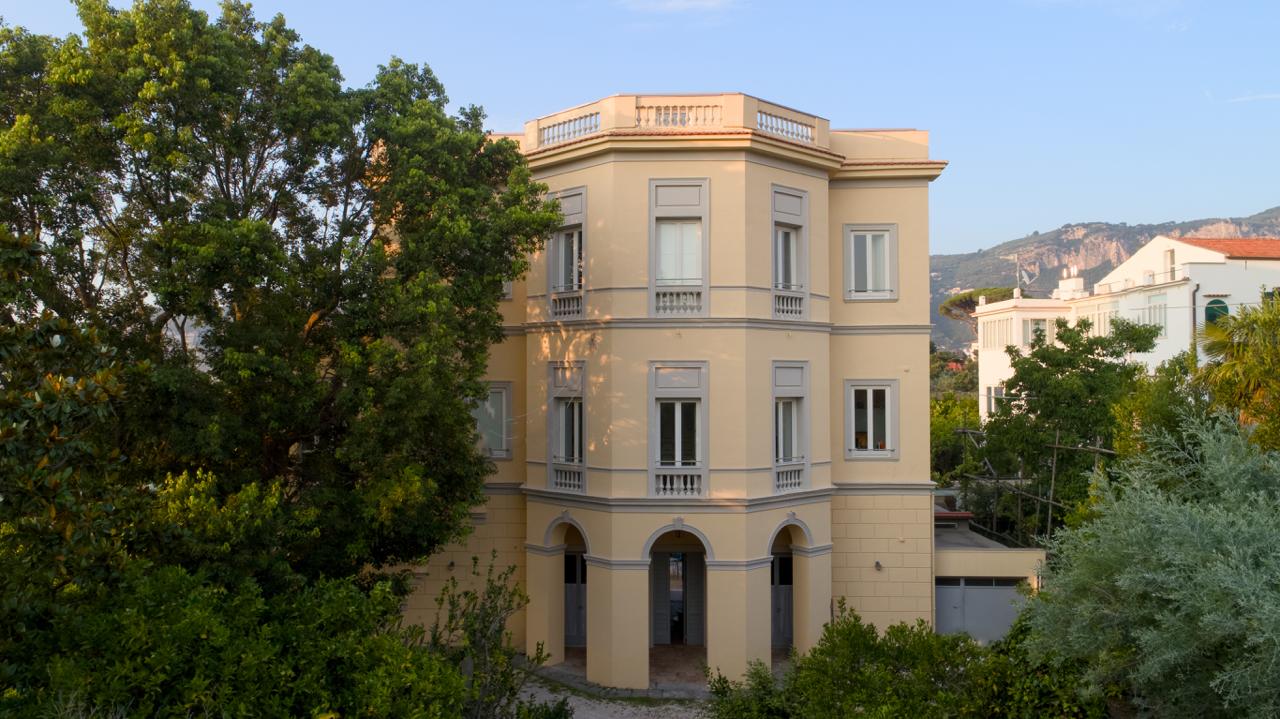 Giardino, villa preziosa, il pizzo, golfo di napoli, vesuvio, vacanze, appartemento