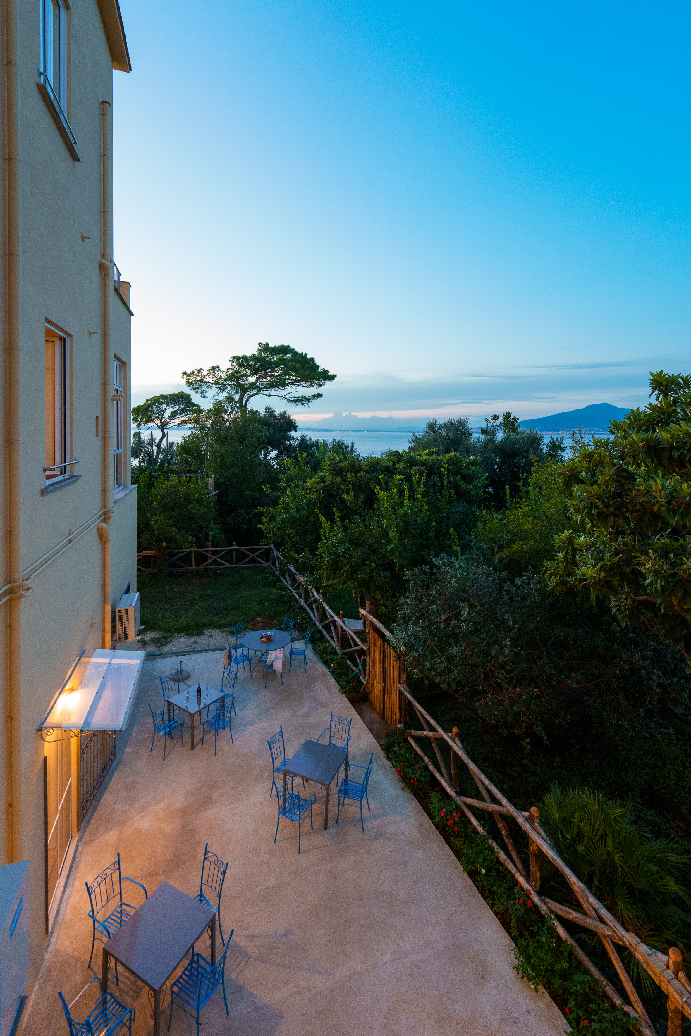 Villa Preziosa, Sorrento, Veduta golfo di Napoli, Vesuvio